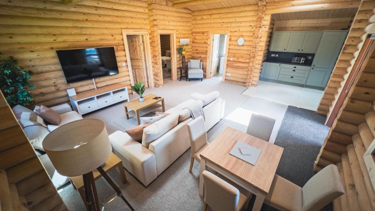 Aspen Lodge, Amazing New Log Cabin With Hot Tub - Sleeps 6 - Felmoor Park Морпет Экстерьер фото