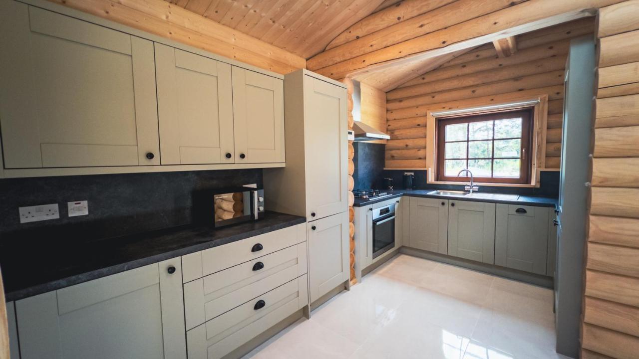 Aspen Lodge, Amazing New Log Cabin With Hot Tub - Sleeps 6 - Felmoor Park Морпет Экстерьер фото